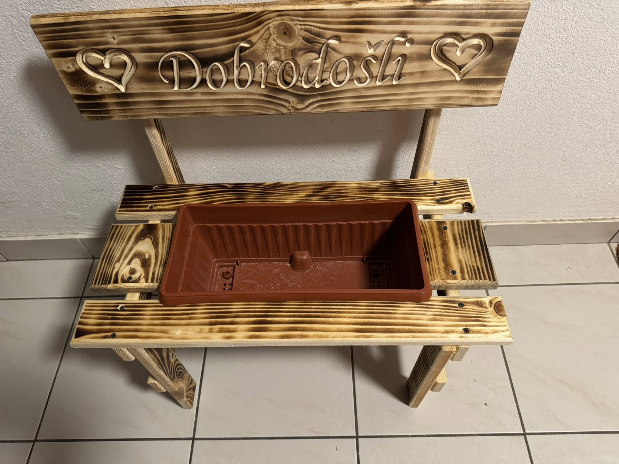 Stojalo za rože - Dobrodošli-hudeartles.si